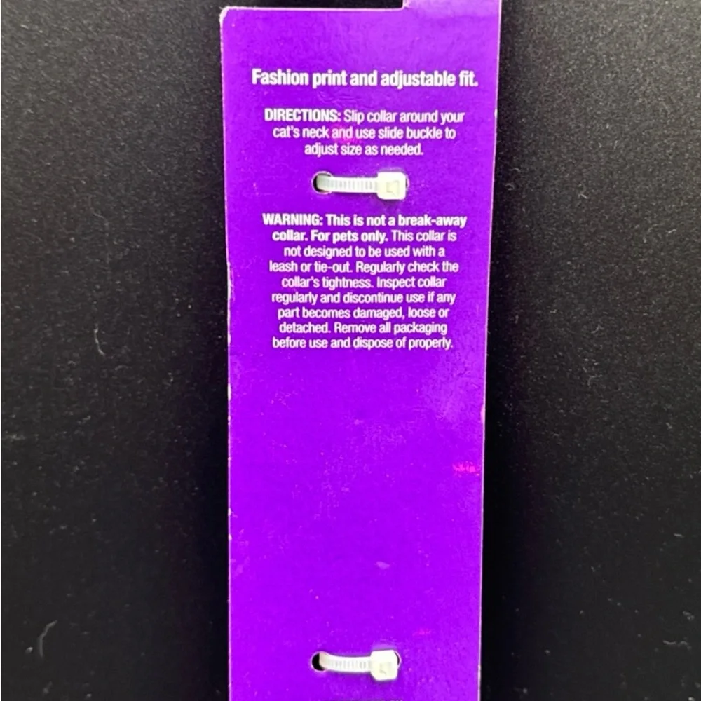 New Everpet Fashion Cat Collar Adjustable Fit 11.75” With Bell